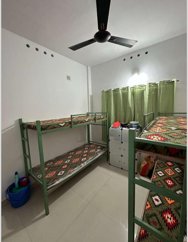 Ladies PG in Palarivattom